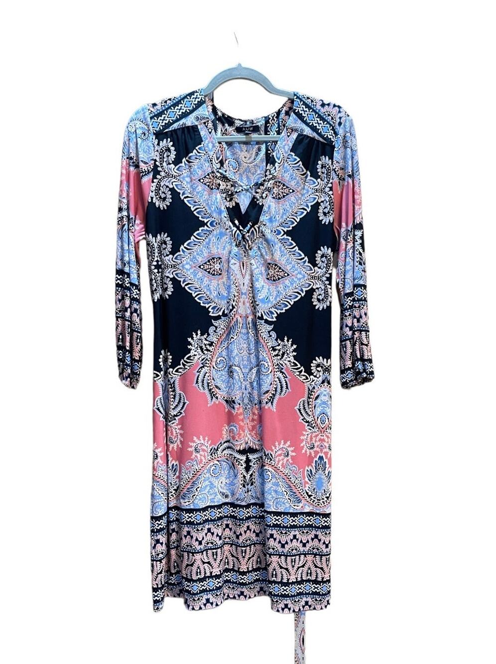 Gorgeous AUW Woman’s Dress Size 8